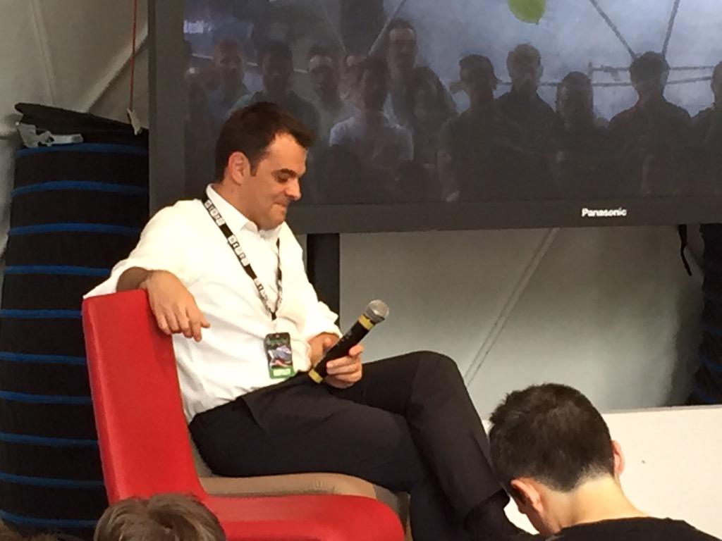 stacciaburatta's tweet photo. Andrea Accomazzo: se fermiamo la curiosità dell'uomo fermiamo l'evoluzione. #wirednextfestival #wiredfest http://t.co/TGxEgYiLrh