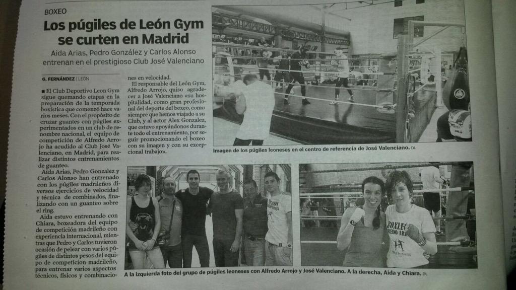 Hispaboxing's tweet photo. El gran Coach Alfredo Arrojó preparando a tope a sus pupilos con @Hispaboxing @aeboxspain @johncarterboxeo http://t.co/Dc7rwcjNDj