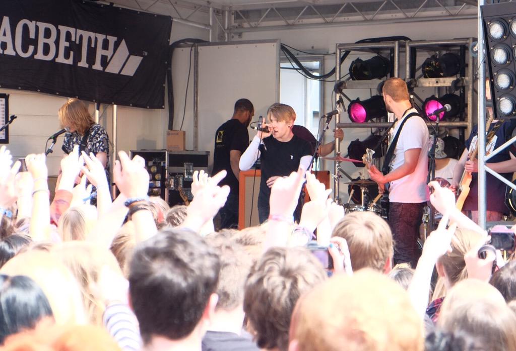 Hello Slam Dunk! <a href="/ASITISofficial/">As It Is /\\\\/</a> <a href="/Macbeth_UK/">Macbeth UK</a>