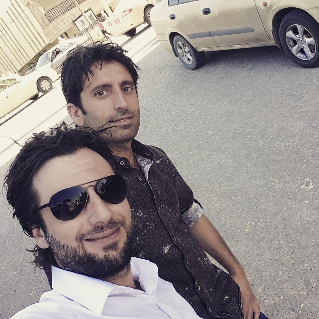 sattarmkali's tweet photo. السﻻم عليكم مع ابن عمي الغالي عمر كوفي ... #زاخوكا ده ﻻل http://t.co/UfDpQ05Cub
