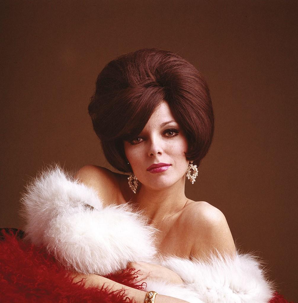 Happy Birthday to the one and only Dame Joan Collins! Many happy years to come! 