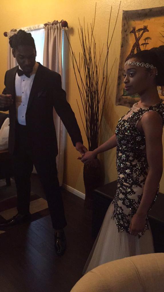 jaunes_world's tweet photo. 💙 every moment was magic #prom2k15 #dreadheadz http://t.co/yWWahDZnlo