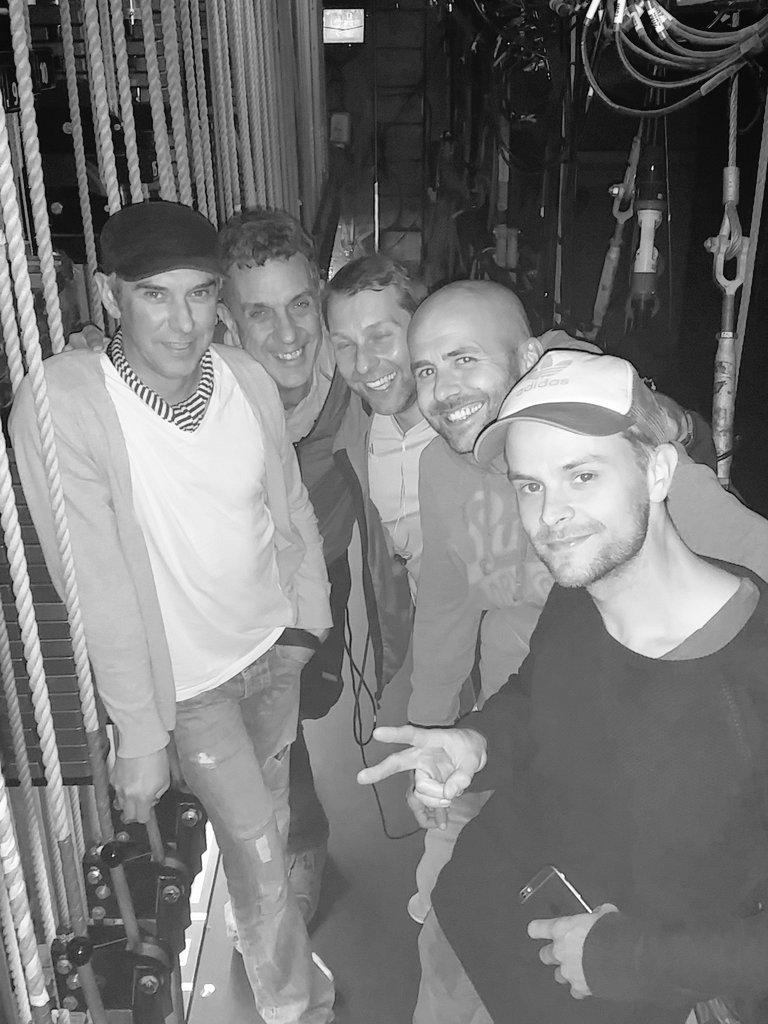 MissSaigonUK's tweet image. Can't forget the fly boys up stairs! 
#fly5 

@GavTsang1