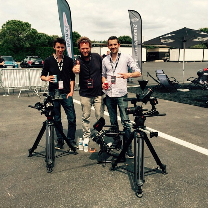 RealizeProd's tweet photo. La Team @RealizeProd du Castellet @PaulRicardTrack @MINI_Officiel #MINIracingdays #FilmMakers #Vidéo #Pub http://t.co/4rEXaWJWJH