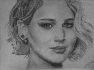 DrawingsDraws's tweet image. My second drawing ! :) #JenniferLawrence sorry the pic is not as good as I thought:/
(04/04/15)