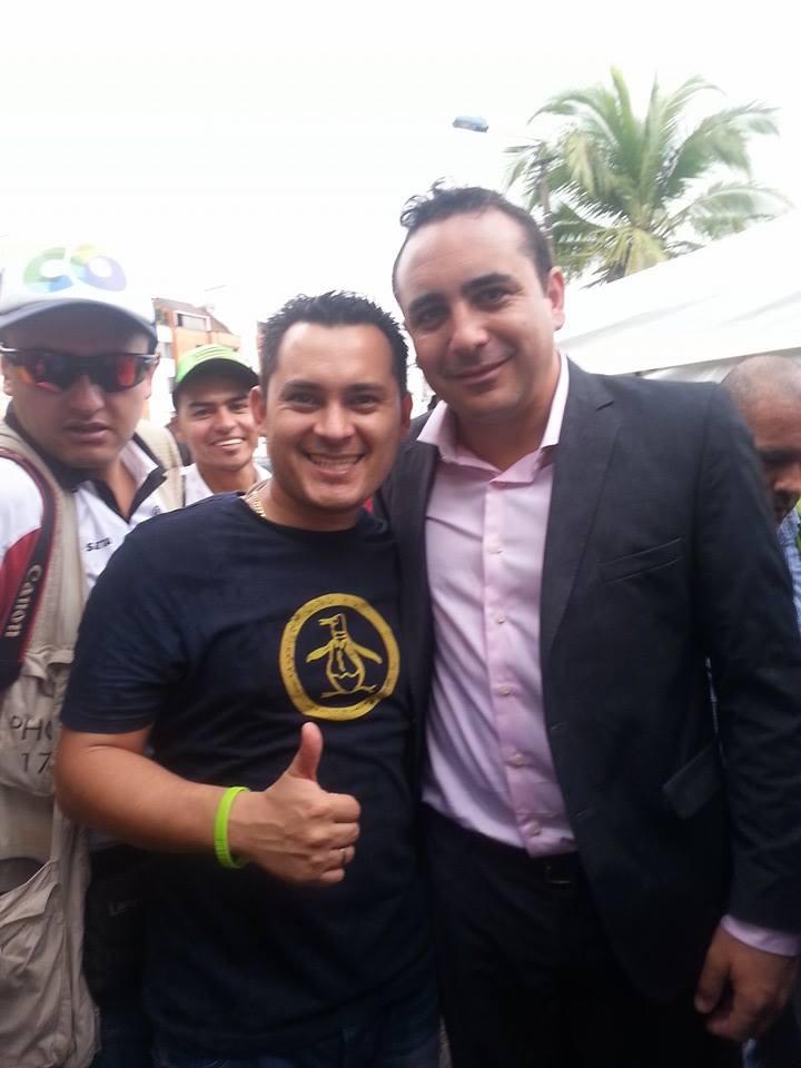 kachetes700's tweet photo. #GiroxESPN Bucaramanga es ESPN, Bucaramanga es RIGO GO! http://t.co/0bMVxEntID