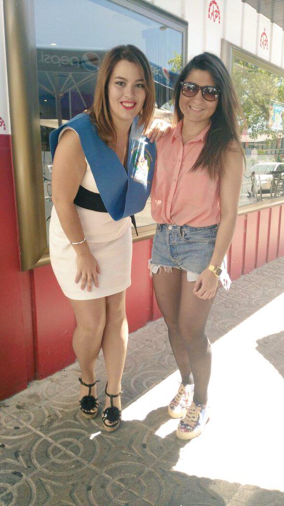 MarinaGP_8's tweet photo. No todos los días se gradúa una AMIGA así. Haciendo de las nuestras desde que tengo uso de razón, y las que quedan. http://t.co/K8Bm49EvmR