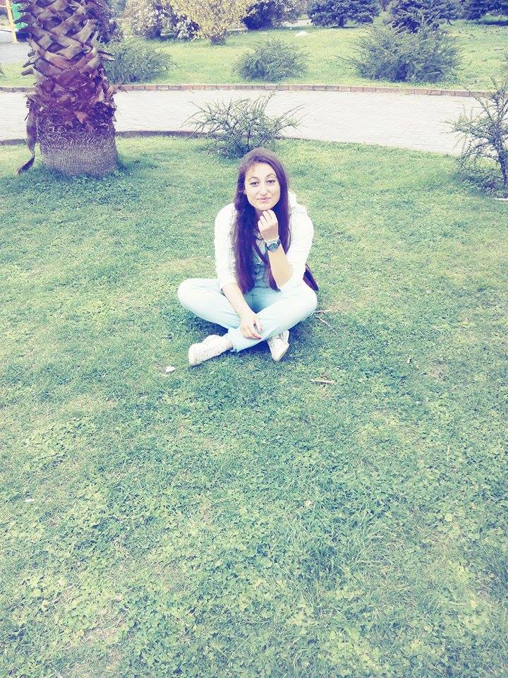57Kizz's tweet photo. Mevsimler qibisin ya beni üşütürsün ya yakarsın... http://t.co/ZZiwF3d7o3