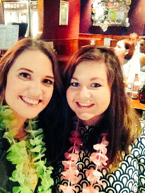 MichaelaNeild's tweet photo. Garlands on for #MelsBells http://t.co/e7V3P5zmQo