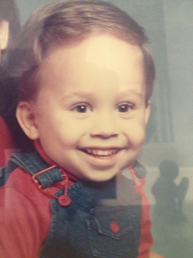 AcevesJl's tweet photo. DEVIN PARKER, you made it man. Started at the bottom #UHDGrad2015 http://t.co/VhX3Es2rDE