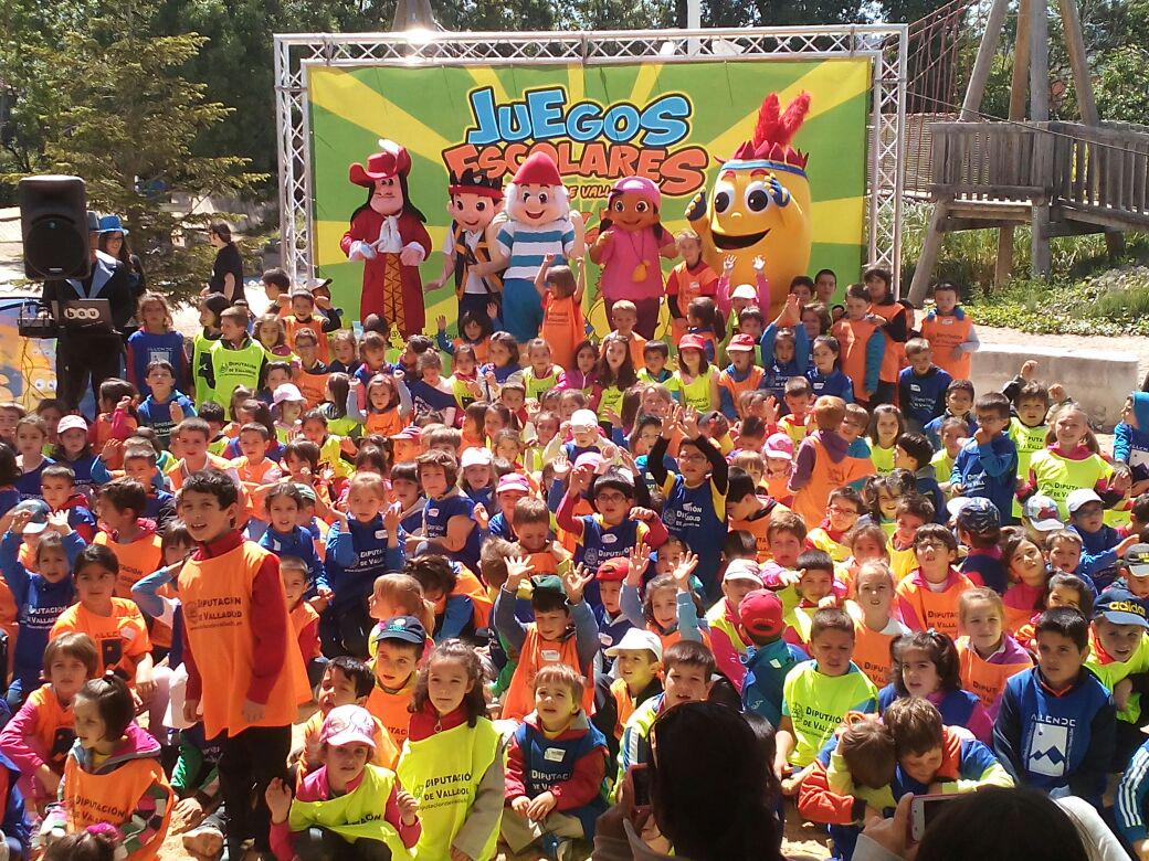 AMPAKantica's tweet photo. Hasta Jake y los piratas nos acompañaron. Gracias Diputación de Valladolid! Hasta el próximo curso #programachiquitin http://t.co/ebgaB0L3jo