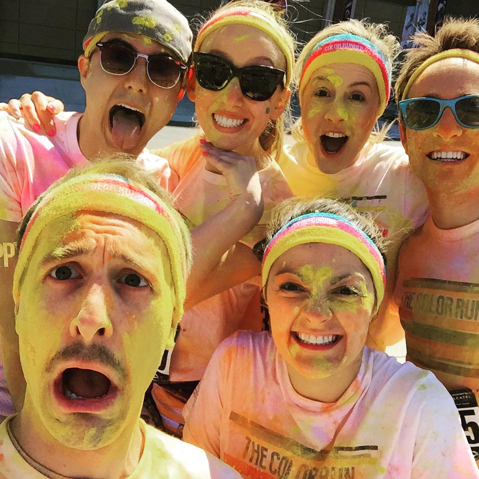 BSlaybs's tweet photo. Post Yellow Station! #weshine #happiest5k #colorrun #happy #colorrun #nyc #teamshredtherainbow http://t.co/gn0acXrm4O