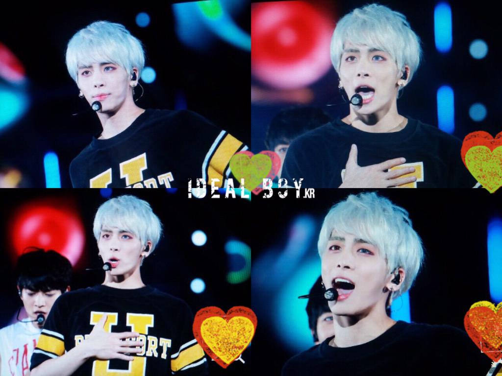 150523 Jonghyun @ Dream Concert 2015 CFspxz2UsAAGxa9