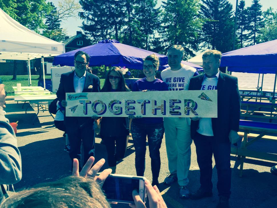 Switzette's tweet photo. At the social art rally! Let's do this. #actsofgood@TELUS http://t.co/PVqPF8Z1uS