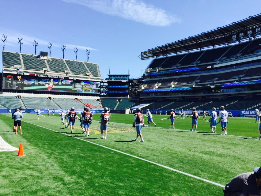 TuftsJumbos's tweet photo. Jumbos take to the field in Philly - final practice of the year #gojumbos http://t.co/FrQsSRUDhO