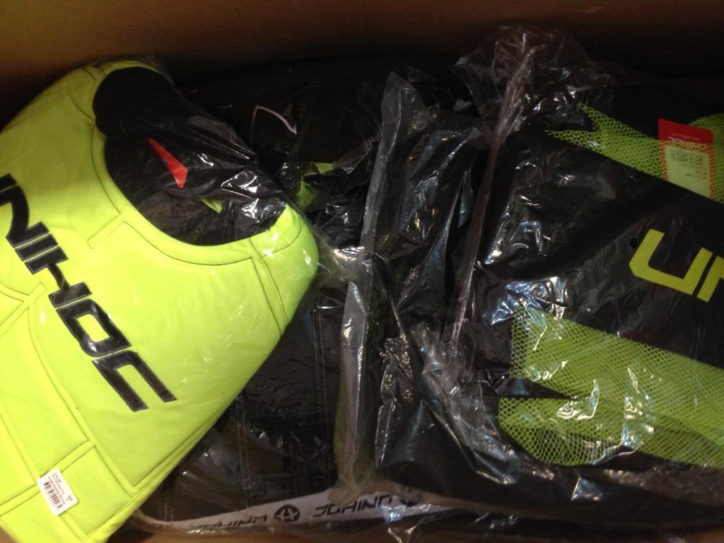 Nouvel arrivage pour les gardiens #happygoalie #unihoc