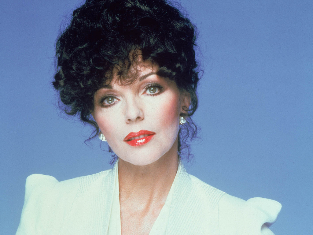 Happy Birthday to Joan Collins, who turns 82 today! 