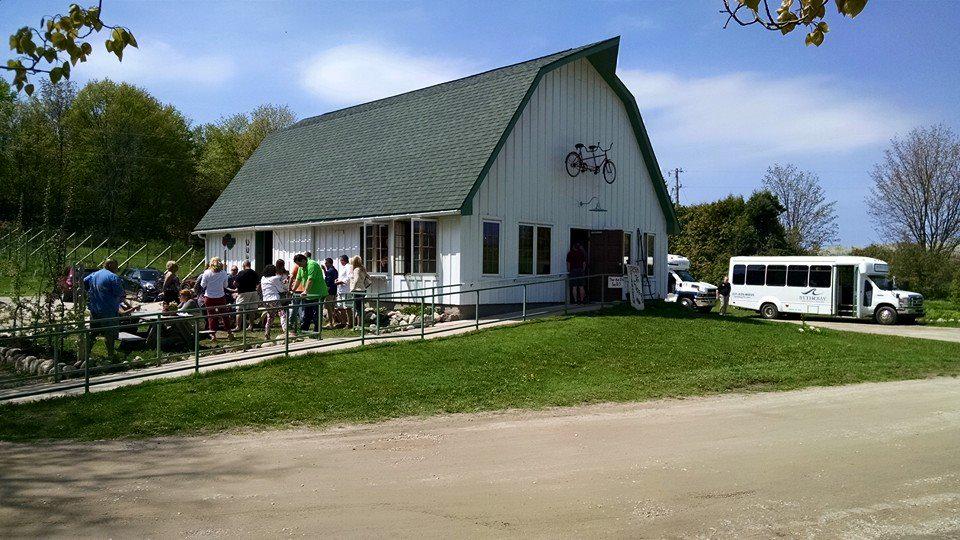 It's a beautiful day for visiting the Northern Wine Loop! #Leelanau