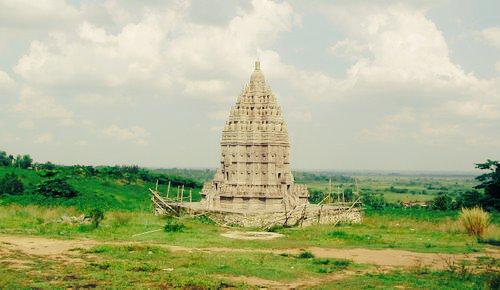 OnLine01362121's tweet photo. candi tulang bawang lampung. http://t.co/5iWlIkPfrS