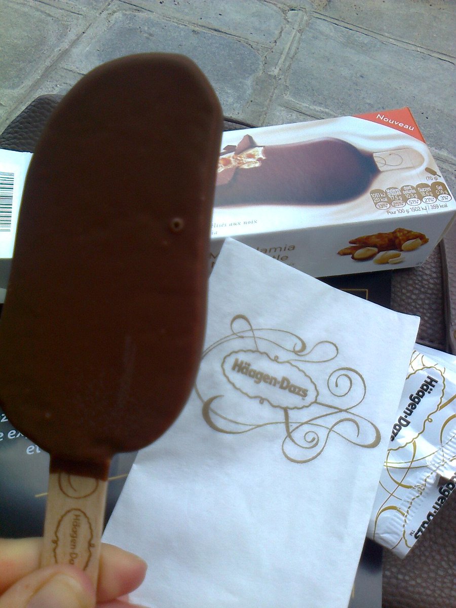 papillonmyosoti's tweet image. Vite elles vous attendent jusqu’à 20h chez @Haagen_Dazs_FR #StyleInside à Saint-Lazare Expérience #geek #gourmand 🍦🍦🍦