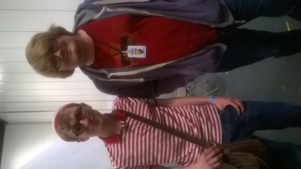 BreadmanGames's tweet photo. Managed to grab a pic with @YogscastLalna at MCM Comic Con! :D Thanks Duncan and well done for finding Wally! http://t.co/S6mffeg5fb