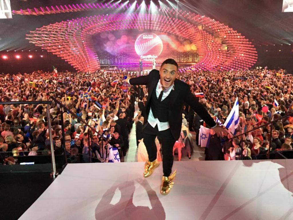 bake_like_ariel's tweet photo. #GoldenBoy #Eurovision2015 #ISR Good luck Nadav!!! I wish you will win💫 http://t.co/GLfNClkEKD