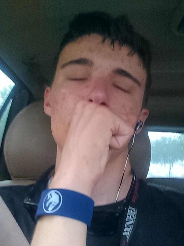Jaycob's tweet photo. Finally got my @JurassicPark #JurassicWorld #ScanBand v happy. #Blessed ๐๐๐ http://t.co/gVMPl4N41M