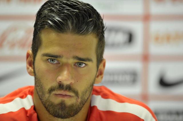 Lpotter_'s tweet photo. O titulo de jogador mais bonito do Brasil ta garantido  @lucianopotter http://t.co/ppEPijKpCh