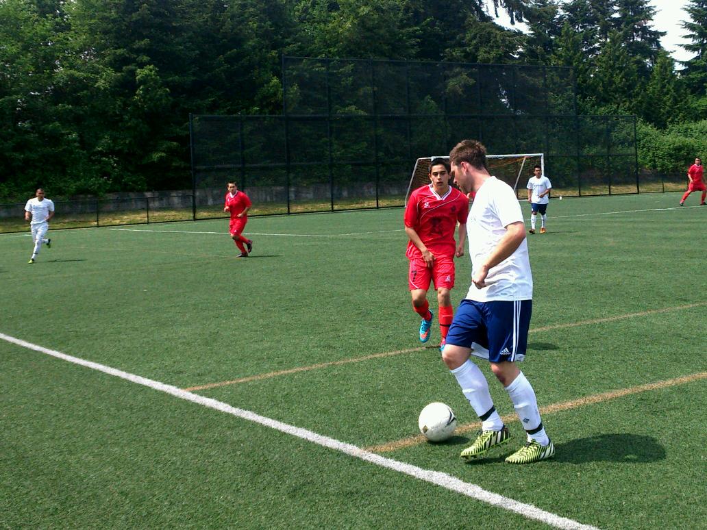 VIUAnnouncer's tweet image. In the 1st half, International FC up 1-0 vs Twin Arrows; Quw'utsun up 3-0 vs Tsakis FC @NationComingTo #soccer