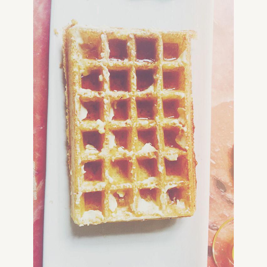 JuanamartinezH's tweet photo. Breakfast. ☕️  https://t.co/nE515Jqoi8 http://t.co/UtYUzqtbXr