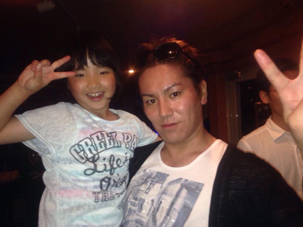 狩野英孝 沖縄を満喫中 女が俺から離れない Http T Co 86ebjcvzxv Twitter 狩野英孝 沖縄を満喫中 女が俺から離れない Http T Co 86ebjcvzxv Twitter