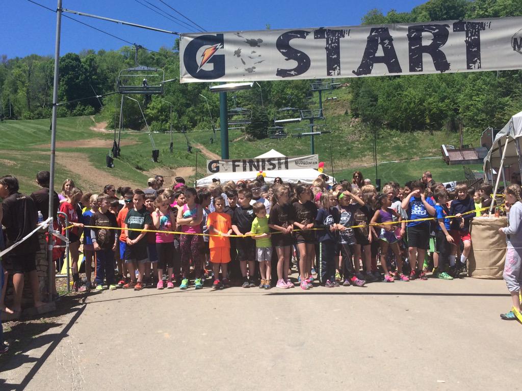 MudonMountain's tweet photo. The little ones are anxious to get going. Already lined up and ready! #KMOTM15 http://t.co/cyxuDhqO1A