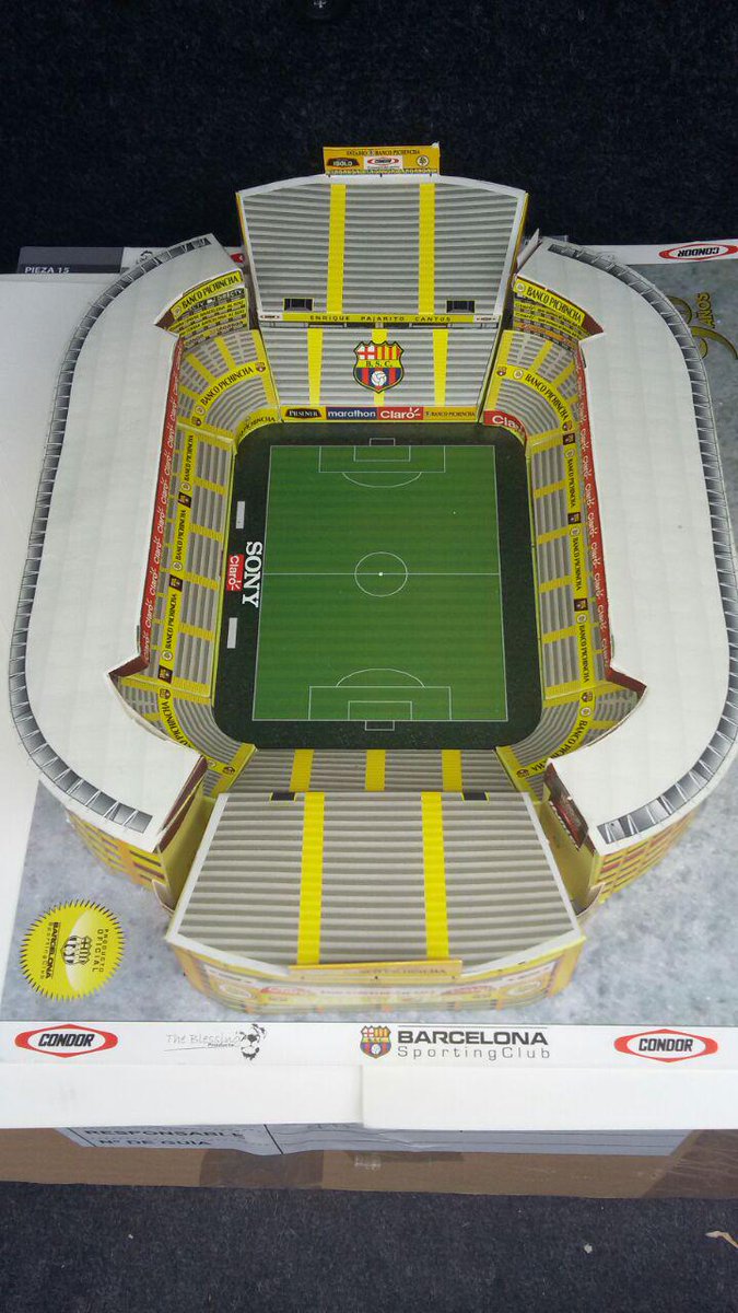 IvanTrivinoS's tweet photo. El mejor adorno; La maqueta 3D del Monumental comprala en PlazaQuil afuera d Comisariato PEDIDOS 0989254310 http://t.co/k4ukaexKVU @MaquetaM