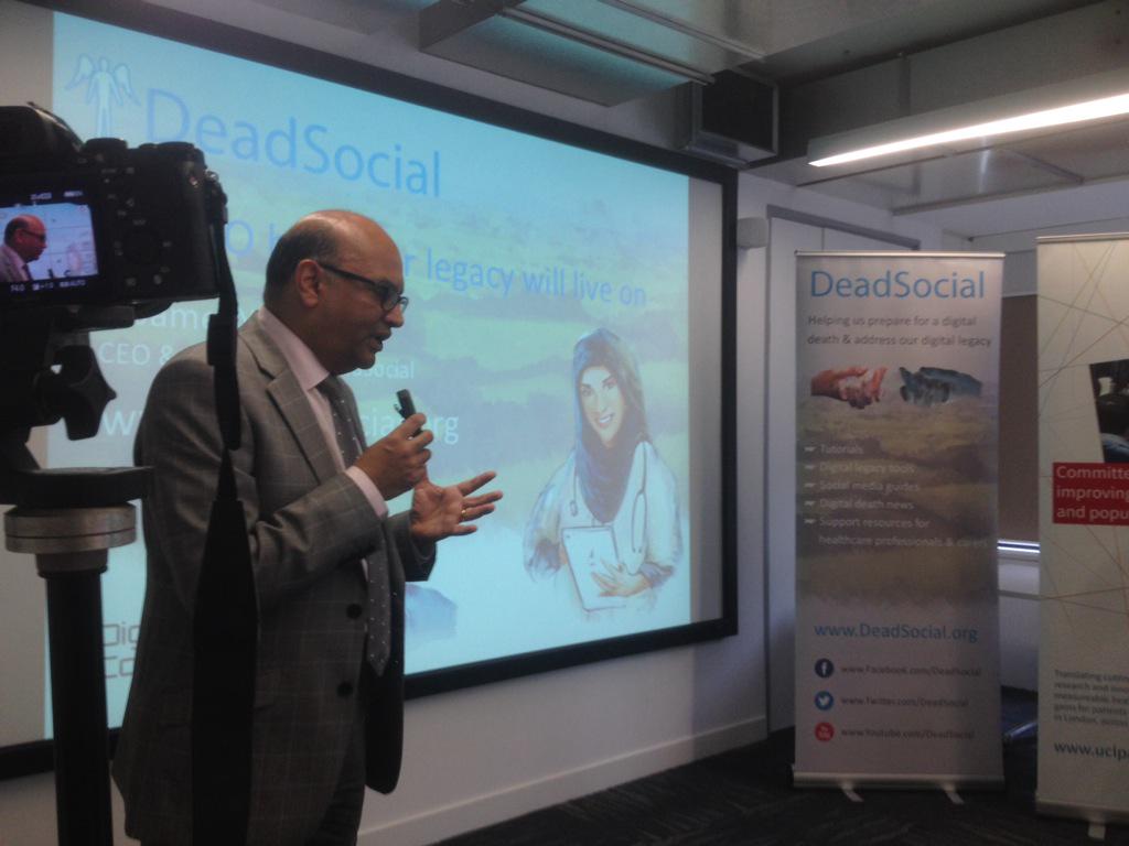 DigitalLegacyCo's tweet photo. We need to "talk, plan, live" - @DoctorMayur #yodo #eolc #digitallegacycon http://t.co/LPjWJDfvfz