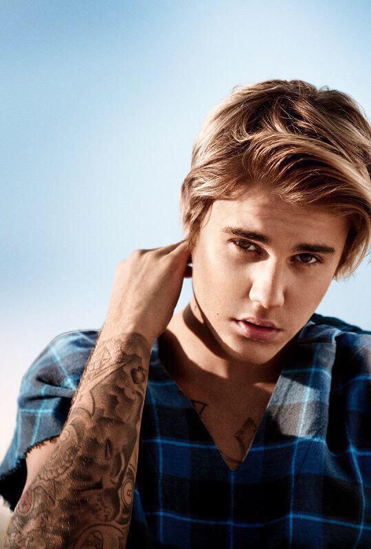 blondiebiex's tweet photo. HE'S MORE THAN PERFECT OH MY 💦 http://t.co/C91J0dvQsq