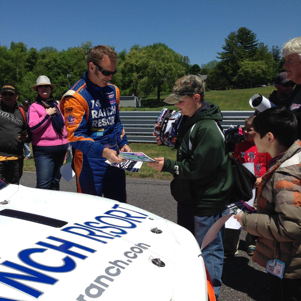 74RanchRacing's tweet photo. Thanks, race fans! Great meeting so many of you today during the Fan Walk! @GoTransAm @limerockpark #TransAmLRP http://t.co/z0QkaFuNXa
