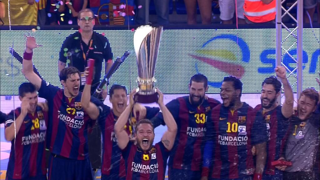 POST DEL BARÇA 2014/2015. VOL. XLVIII - Glòria al doble Tricampió! CAMPIONS DEL MÓN 2015! - Página 12 CFtImPGWoAAgxBK