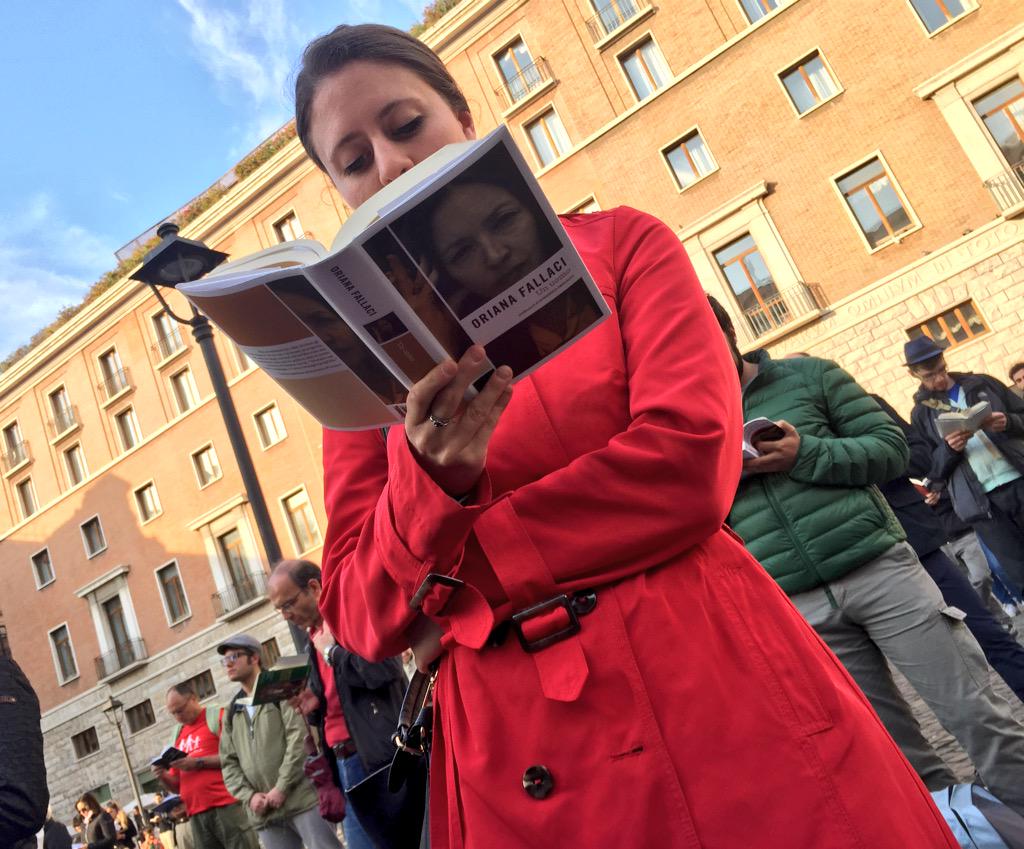 y_nardi's tweet photo. È bello vivere in un paese che permette d manifestare odio,omofobia e ignoranza nelle piazze #sentinelleinpiedi http://t.co/wTl17vHxMU