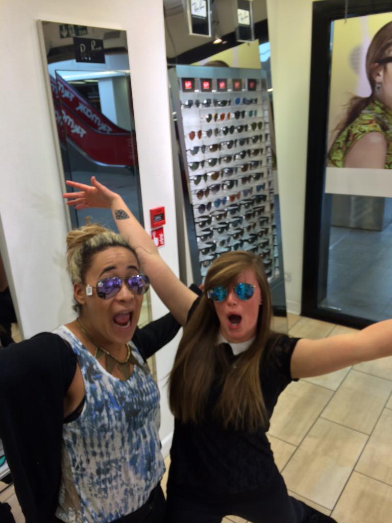 Simonmbull's tweet photo. All need a pair of @ray_ban flash lenses this summer #flashlens #rayban #letsgo2015 @SGHJDunaway @dempsey_keeley http://t.co/WOMNJLltHp