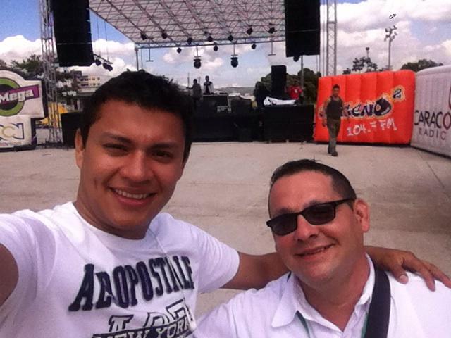 Bucaramanga's tweet photo. #HoyBUC @DesarrolloSder: FOTOS| @GobdeSantander apoya espacios de sano esparcimiento, #FlowClor, coliseo Bicentenario http://t.co/kGLbkcVp6P