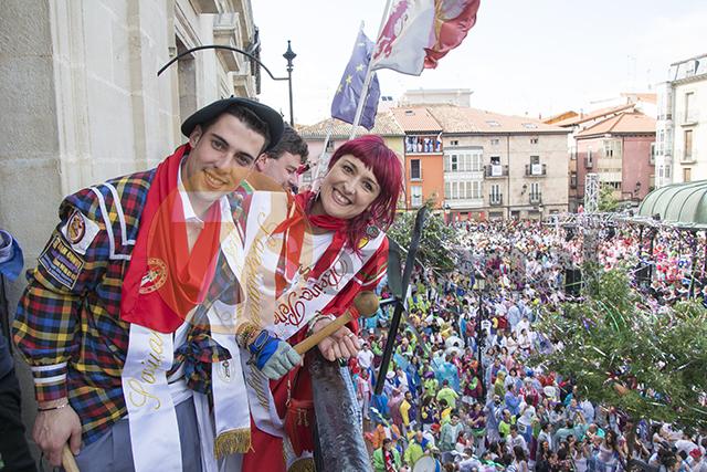 SieteSemanal's tweet photo. ¡Felices Fiestas! #SJM15 Próximamente más fotografías en nuestra web...@CofradiaSJuanM http://t.co/iXqHIpJIj2