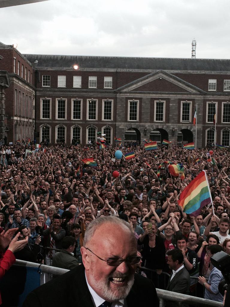 RTENewsPaulC's tweet photo. 'David David David' #MarRef http://t.co/mgZh6MJELA