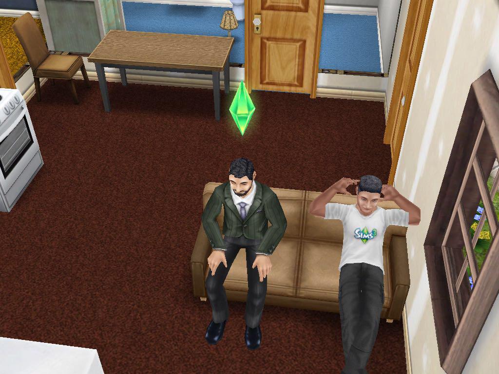 spitz7378's tweet photo. Me and my friend http://t.co/ypd2dtdvKD http://t.co/VpR7qlHkpV