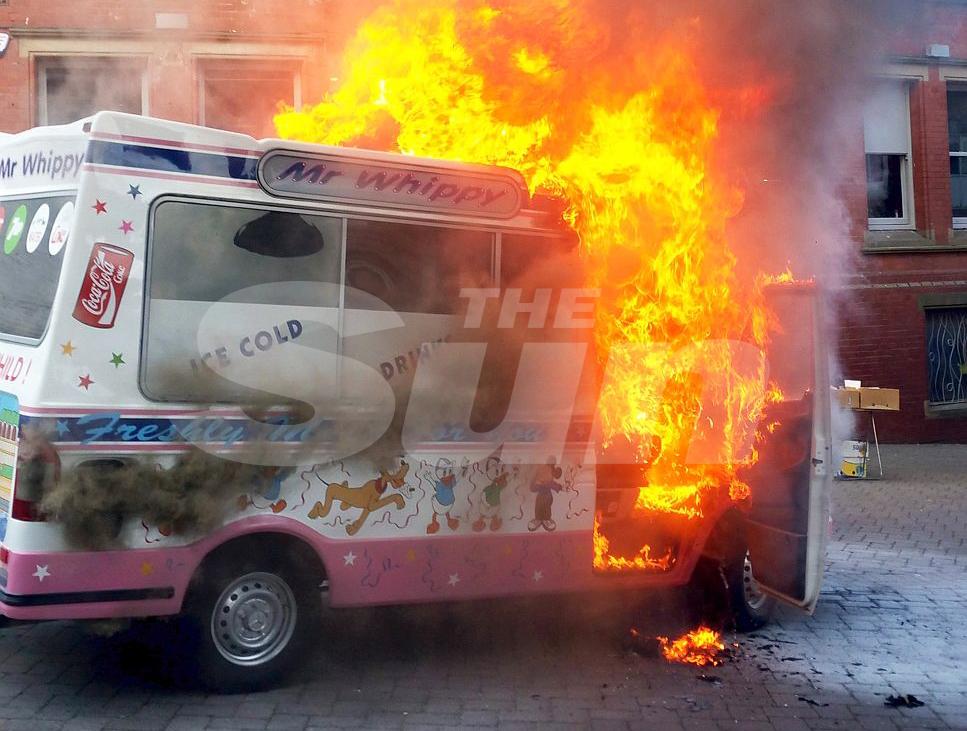 TheSun's tweet photo. 'I wanted a 99, not 999' http://t.co/qzMaJAyold http://t.co/Am0rx1WYDf