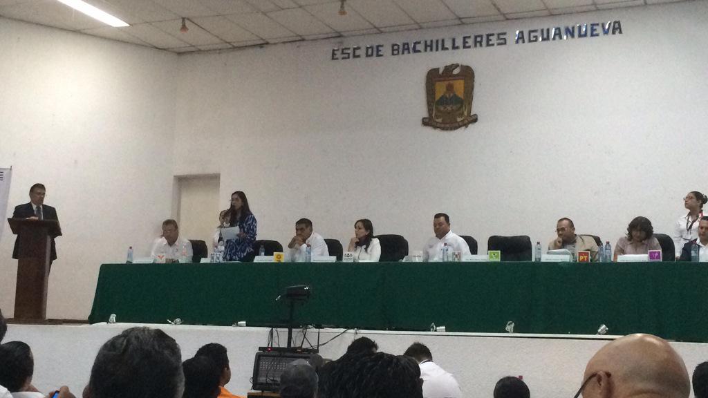 bernardoglz's tweet photo. Hoy @Susana_Sanchez1 ganó el debate en el Distrito 2 celebrado en #SanPedro. Capacidad y valentía. ¡Bien Susana! http://t.co/88Wkq41PU1