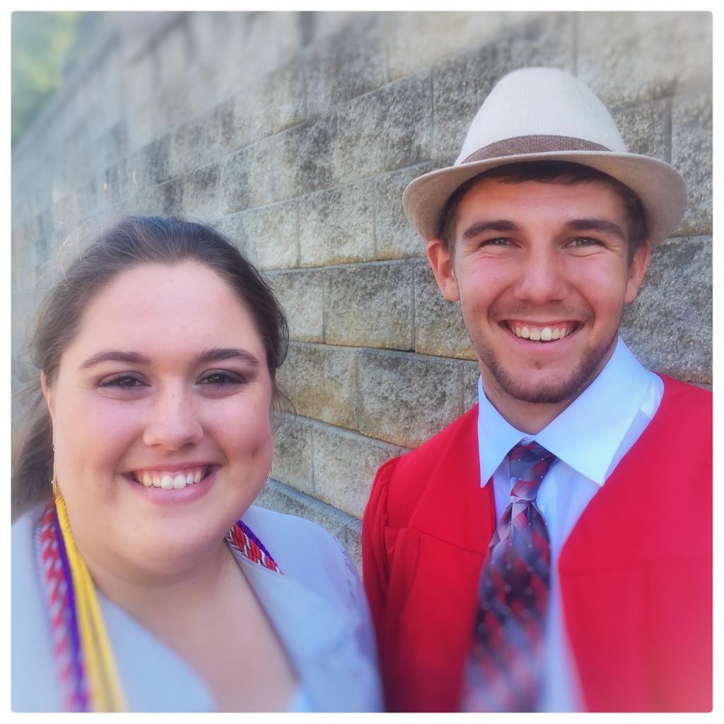 bjaj1's tweet photo. What great year of #Throwing by these 2 @ArcherHS Grads w/ @LauraThrows & @SloanHuff #AHSClassOf2015 #ArcherTigers http://t.co/y1g5JvWiJz