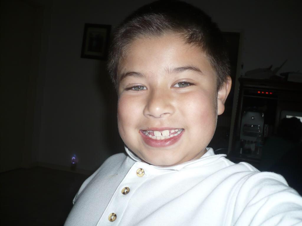 Happy birthday Chris Brown. Stay sassy but don\t roll your eyes at me        