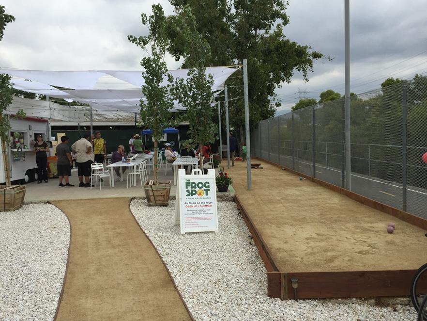 The Frog Spot is open again, a wonderful snack shack right on the #LARiver bike path!