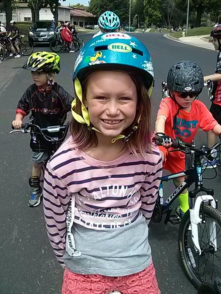 MikeMunoz123's tweet photo. Maddie getting ready to race! Folsom BP Crit http://t.co/Ff8TsOmv1N