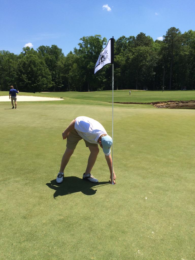 TorreFMcLain's tweet photo. @maxshoemaker with the Eagle from 140 out on number 4.  #Lochmere @DStokley http://t.co/AeDw9ArES0
